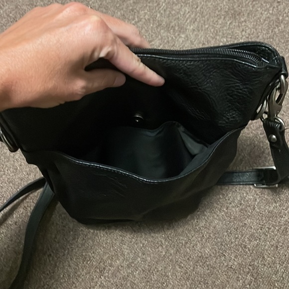 Liz Claiborne purse - Picture 4 of 8